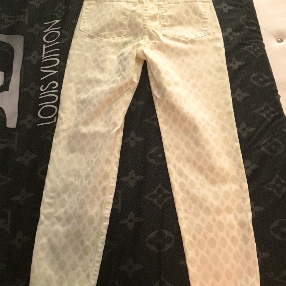 Stretchy Jeans